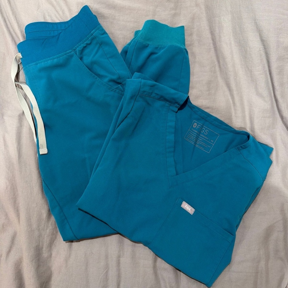 Figs jogger set